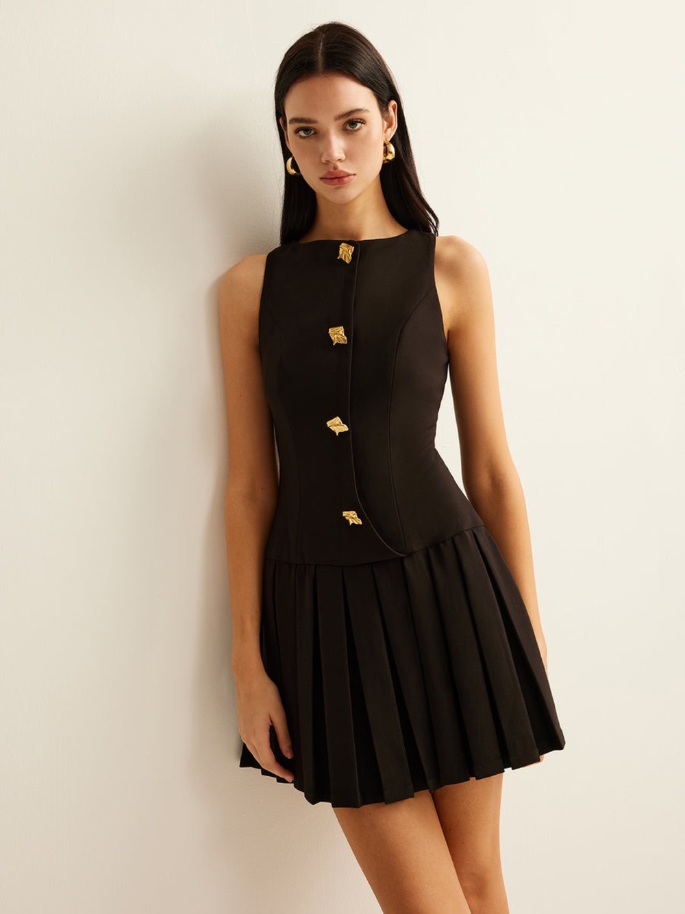 Commense Sleeveless Black Pleated Mini Dress with Gold Buttons